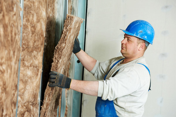 old insulation affecting heating and cooling energy costs